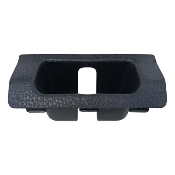 Moldura Fechadura Porta Malas Chevrolet Onix 2013 A 2019